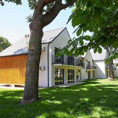 Apartamenty 7 Debow Pleśna Esterno foto