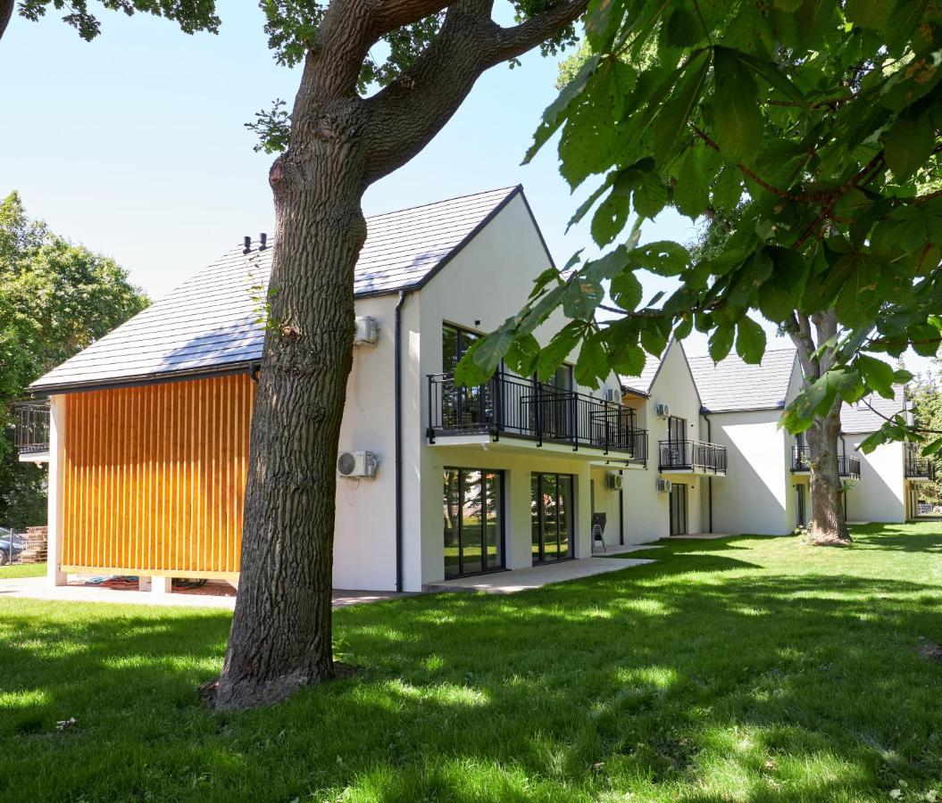 Apartamenty 7 Debow Nad Morzem Pleśna Esterno foto