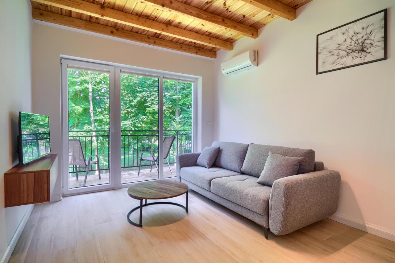 Apartamenty 7 Debow Pleśna Esterno foto