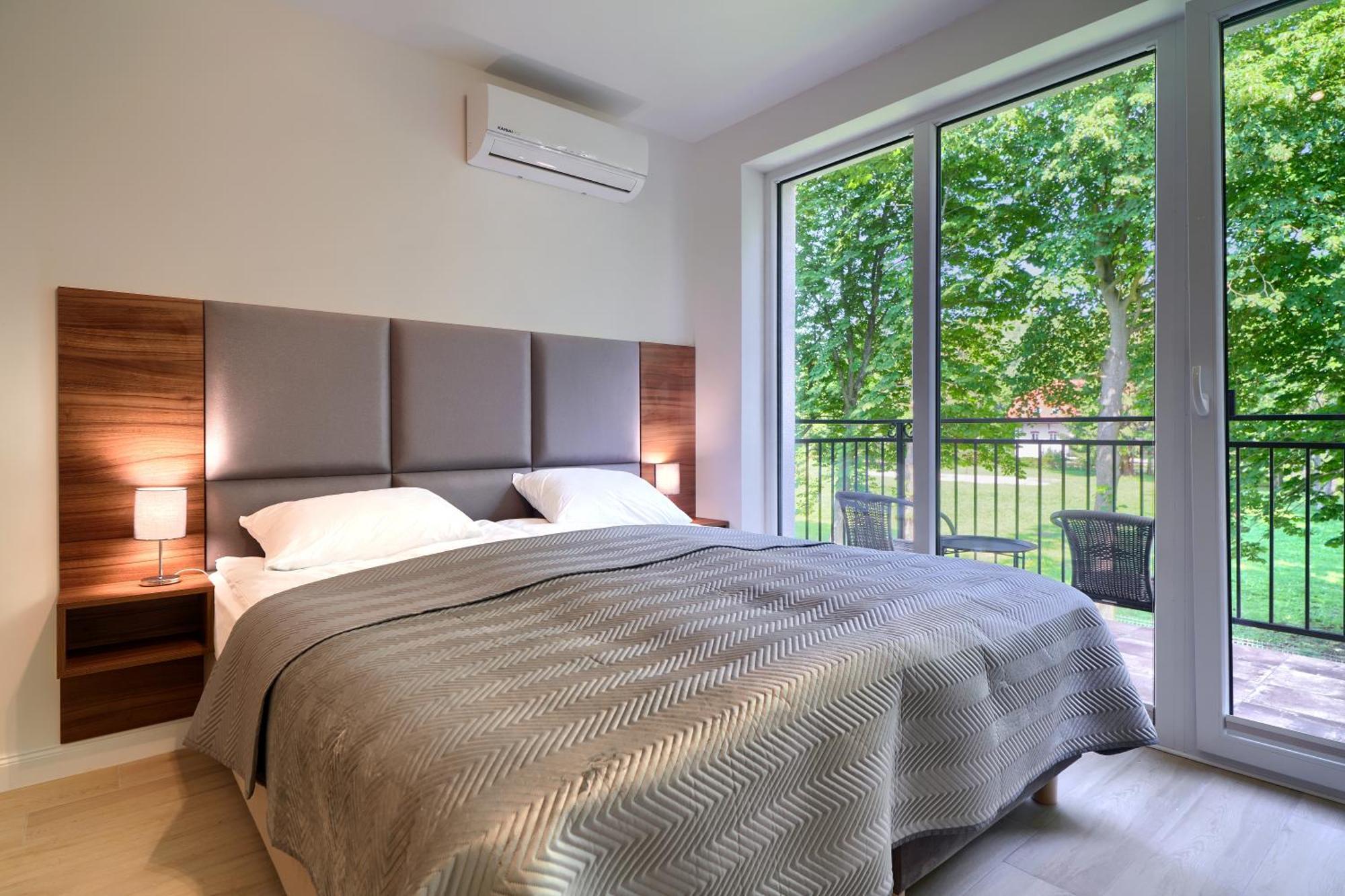 Apartamenty 7 Debow Pleśna Esterno foto